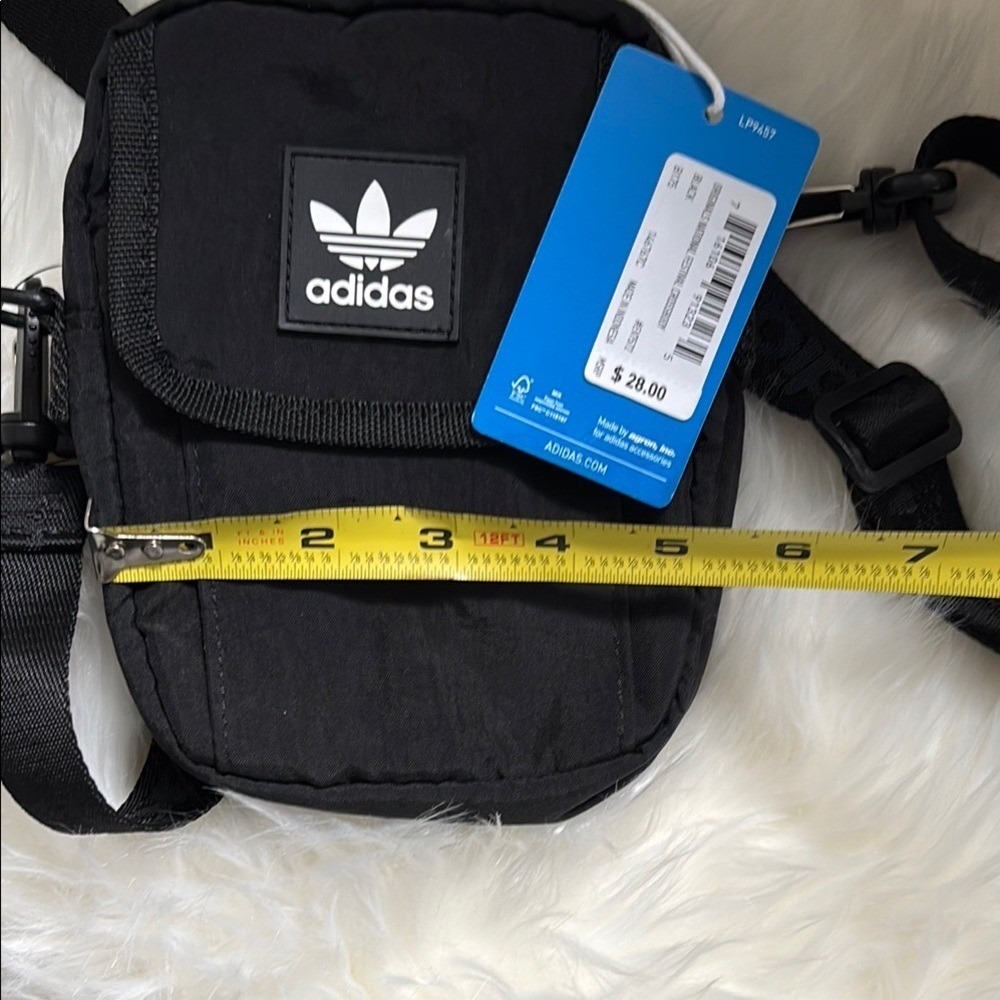 Adidas Black Belt Bag with Adjustable Strap and Zippered Compartment - Picture 3 of 4